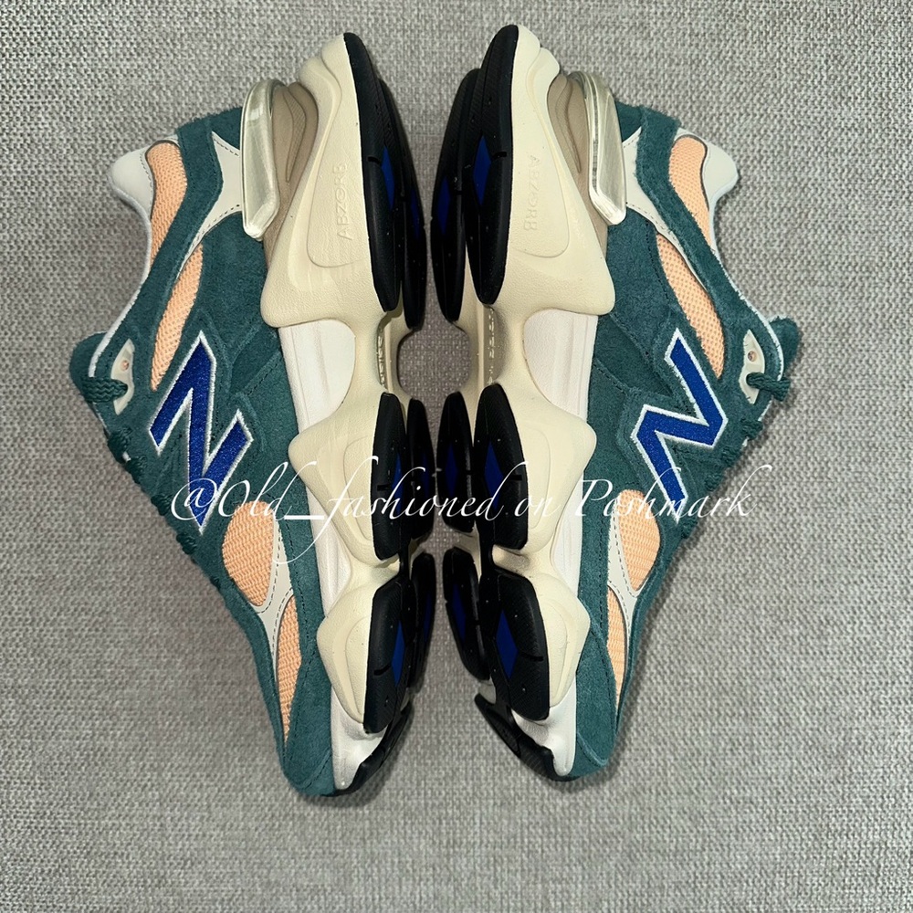Price Firm - NEW BALANCE 9060 Unisex Sneaker in Green Multi - Picture 8 of 15